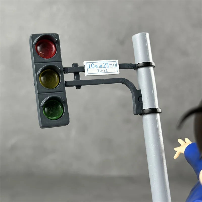 Detective Silencioso – Figura Analítica 1/6 (20 cm) 