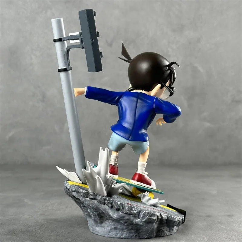 Detective Silencioso – Figura Analítica 1/6 (20 cm) 