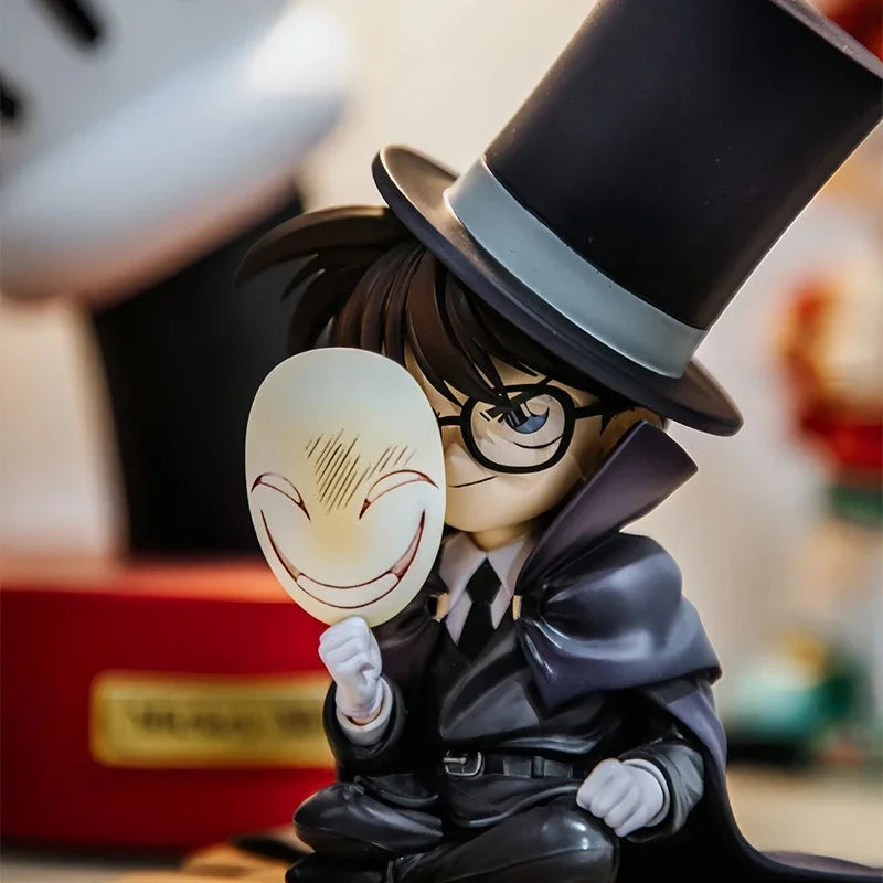 Detective Silencioso – Figura Skateboard Edition (14–17 cm) 