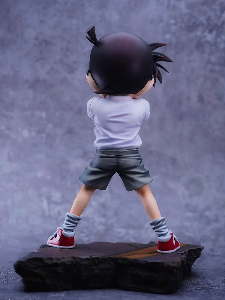 “El detective Silencioso” – Figura Coleccionable 18 cm PVC | Proyecto Misterio